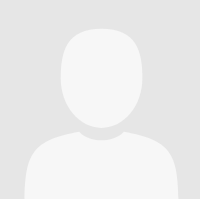 Julie P. - Booking Manager